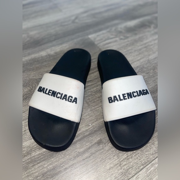 Original Balenciaga Pool slides “white and black” - Picture 5 of 6